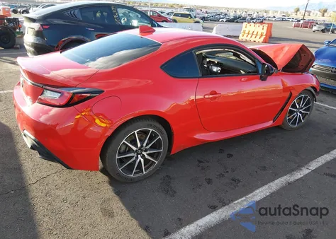 2022 Toyota Gr86 z USA, uszkodzony, nr VIN JF1ZNBC19N8751072